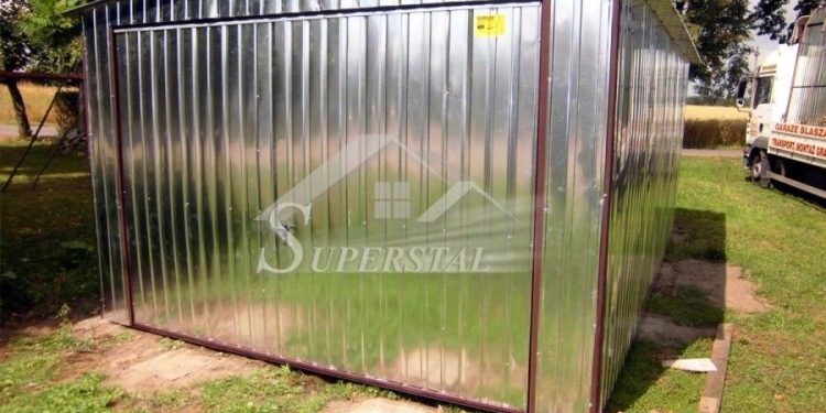 garaz blaszany budowa