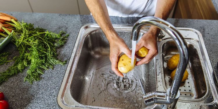 blaty kuchenne kamienne nowoczesne