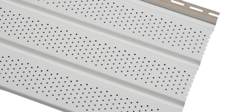 Podbitka winylowa jest tańsza i łatwiejsza w montażu niż tradycyjna drewniana