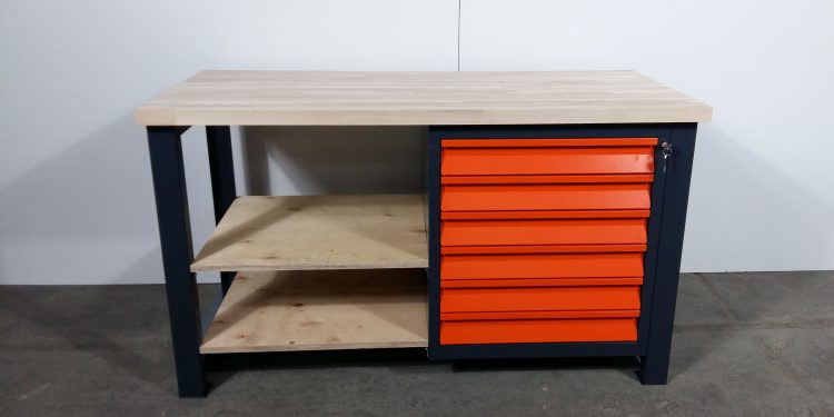 dobry i mocny stół dla majsterkowiczów do warsztatu i garażu