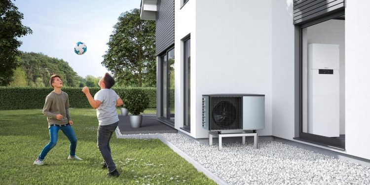 Koszt pompy ciepła Viessmann wraz z montażem wynosi od 35 000 złotych wzwyż