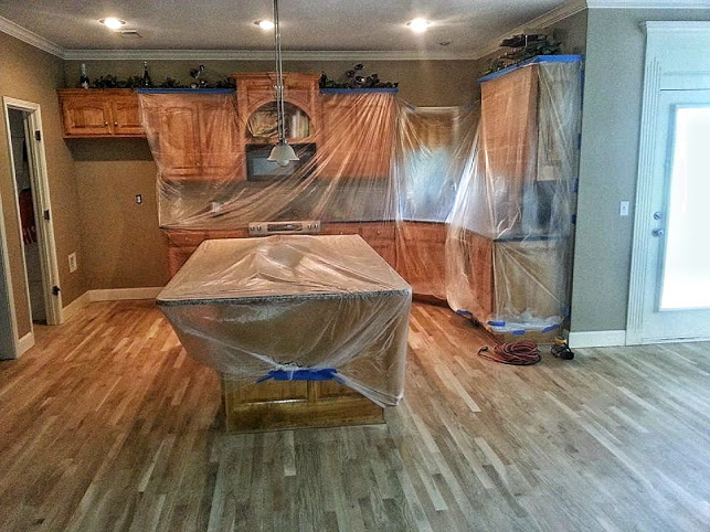 wybór odpowiedniej szlifierki do parkietu drewnianego